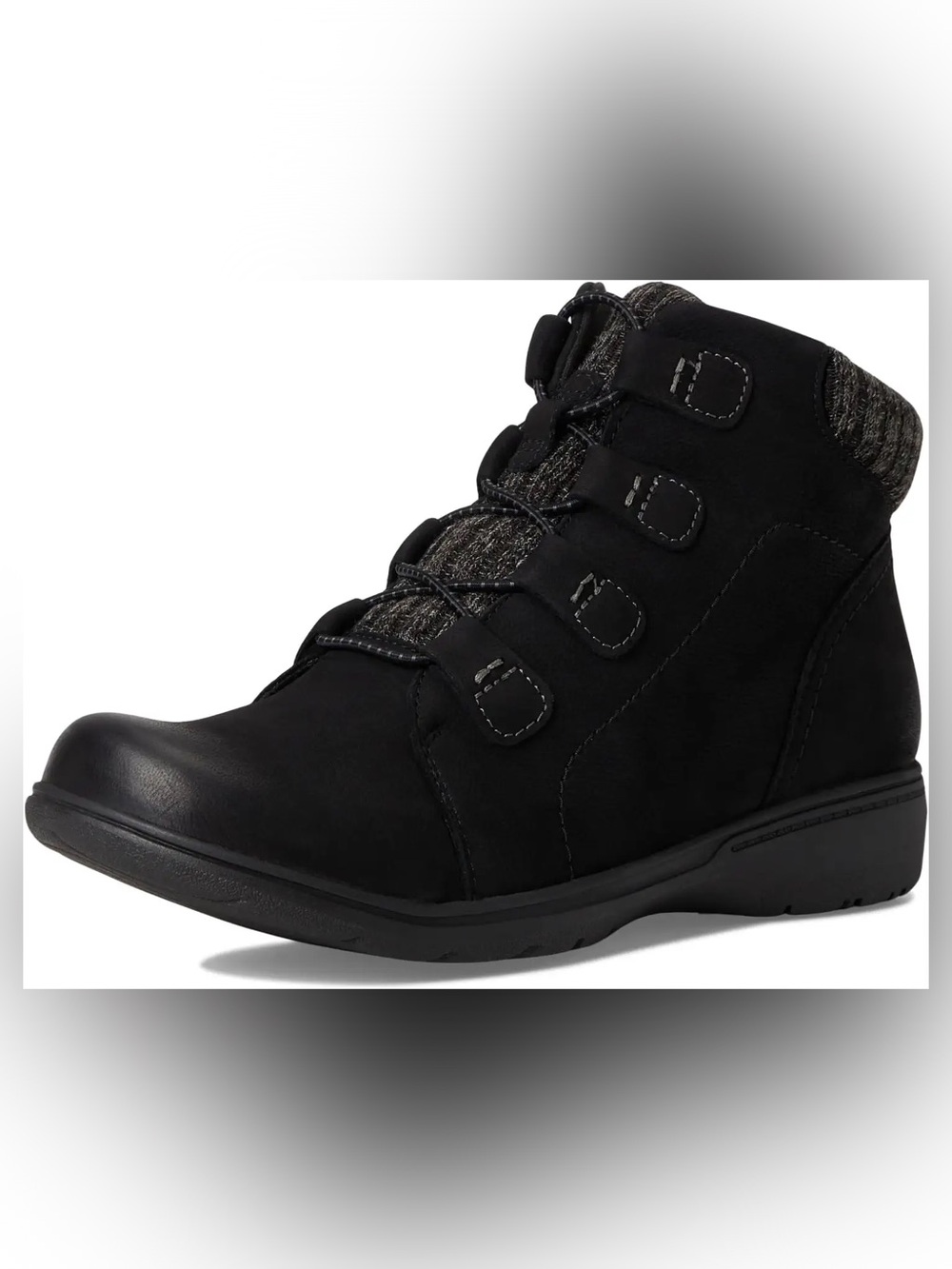NWT Clarks Carleigh Jade Ankle Boot, Size 7.5W